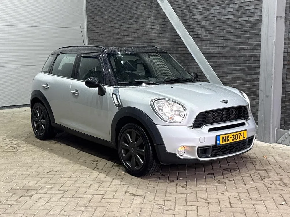 MINI Countryman (2011) — foto 1