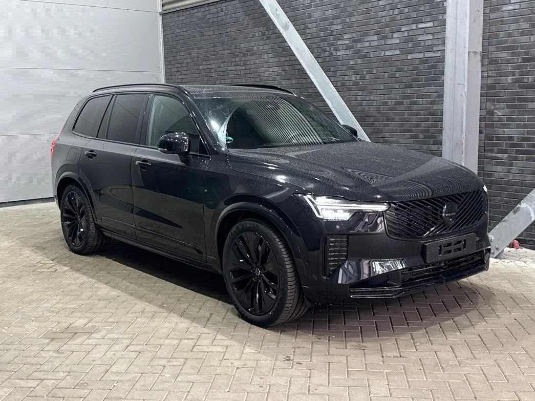 Volvo XC90 (2026) — foto 1
