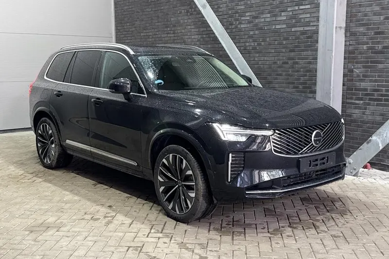 Volvo XC90 (2026)
