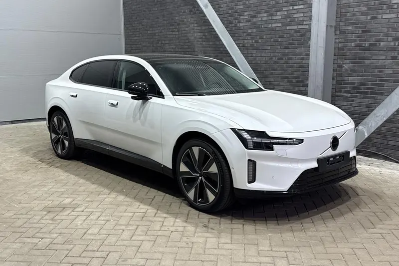Volvo ES90 (2026)