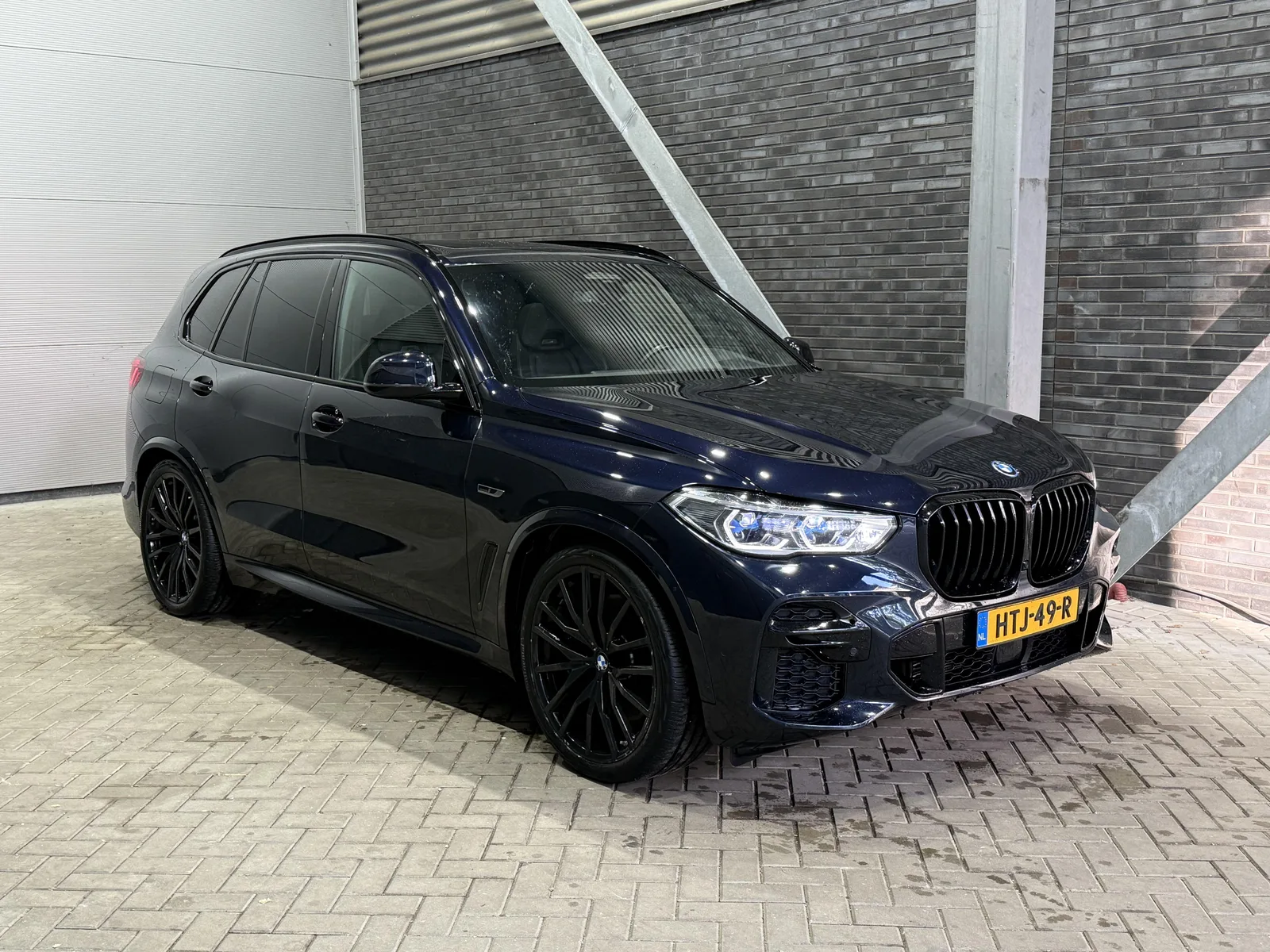 BMW X5 (2022) — foto 1