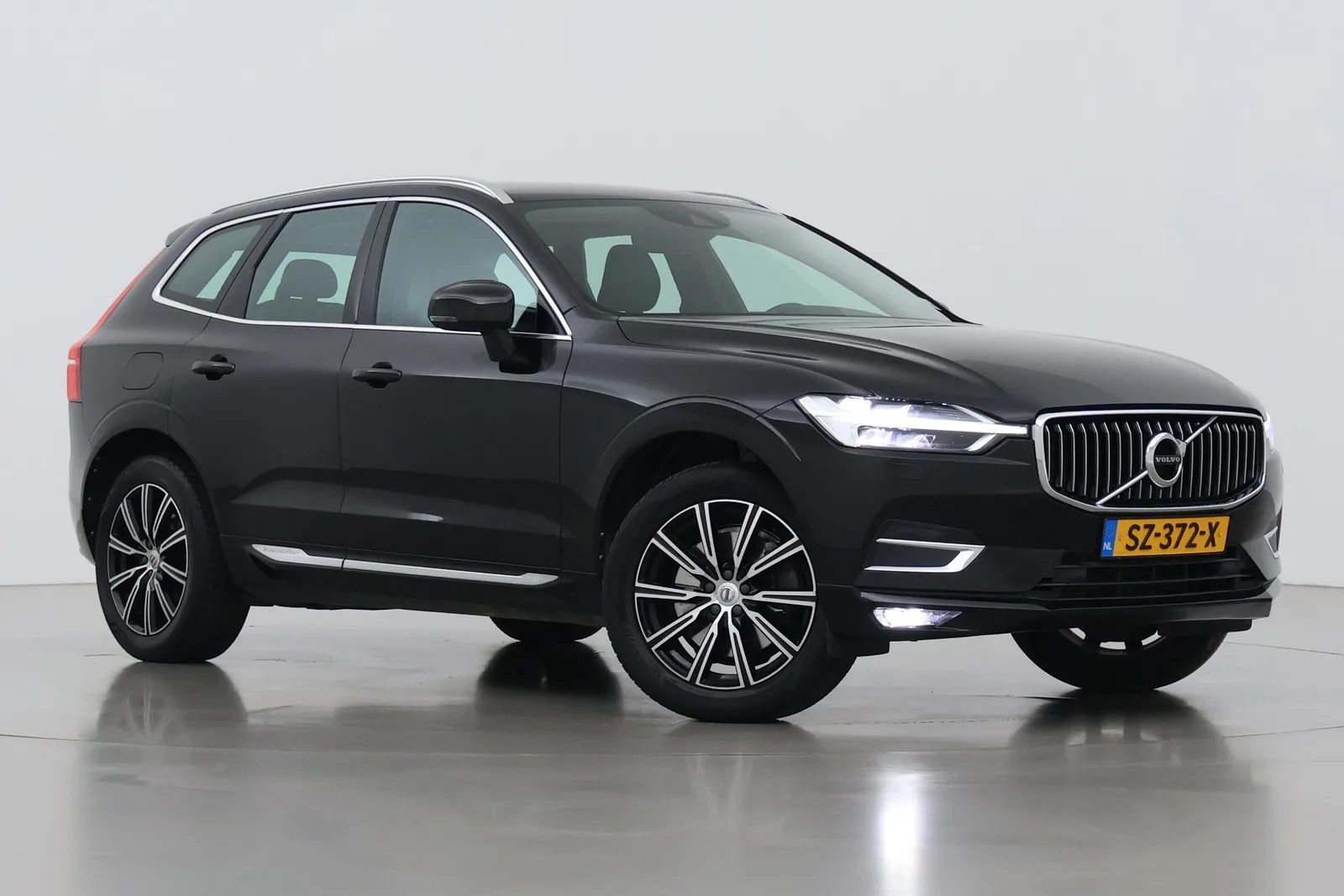 Volvo XC60 (2018) — foto 1
