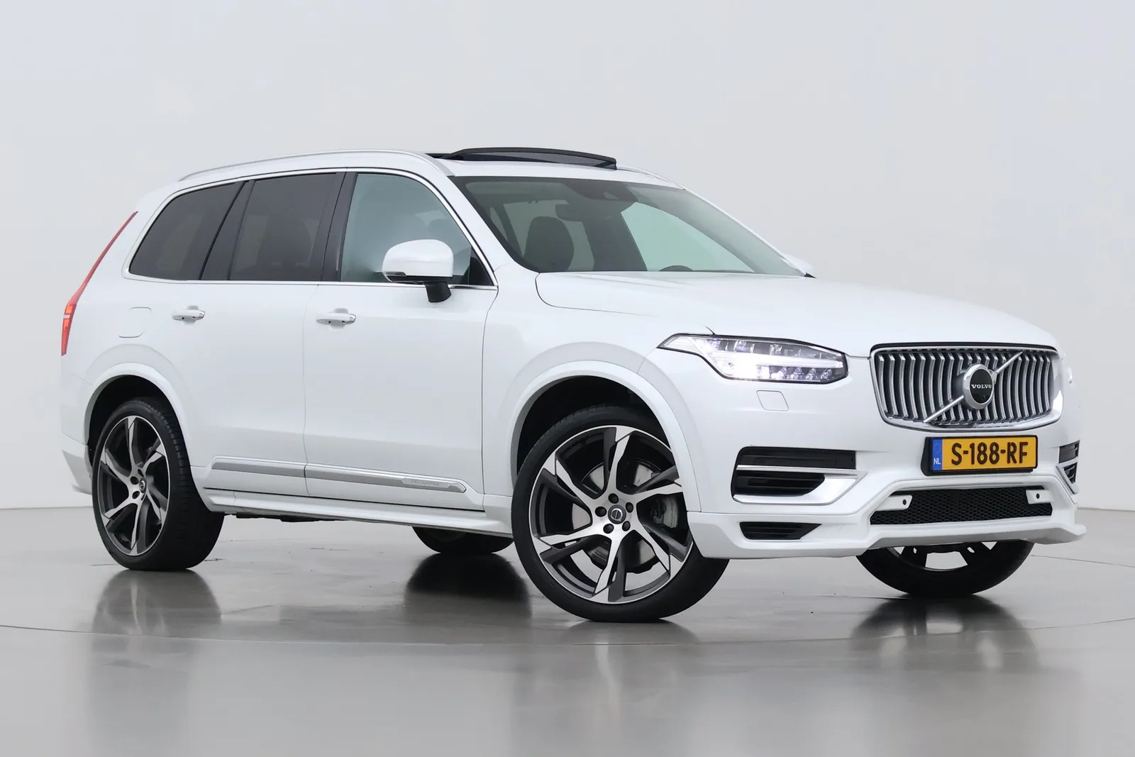 Volvo XC90 (2021) — foto 1