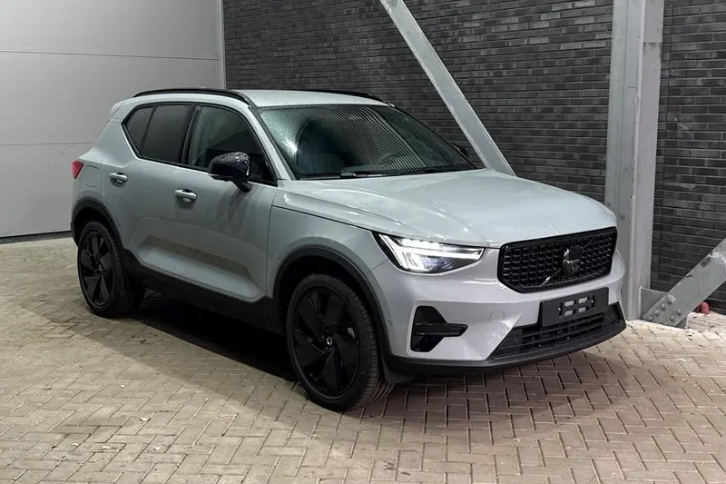 Volvo XC40 (2026)