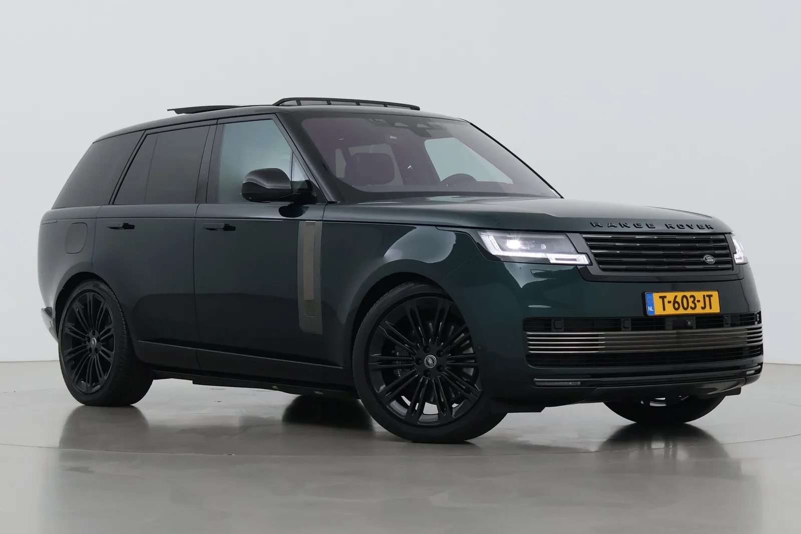 Land Rover Range Rover (2023) — foto 1