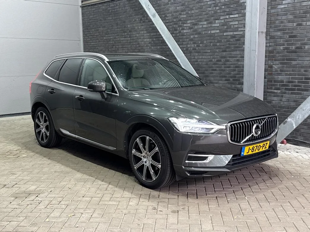 Volvo XC60 (2017) — foto 1
