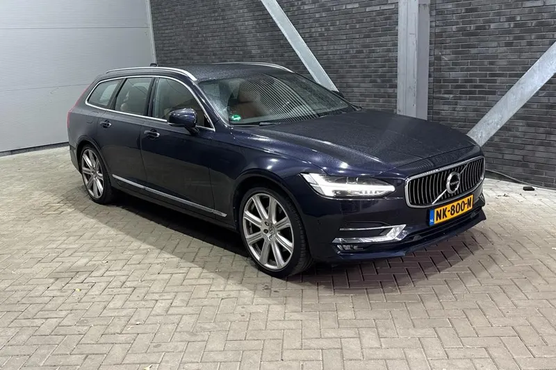 Volvo V90 (2017)