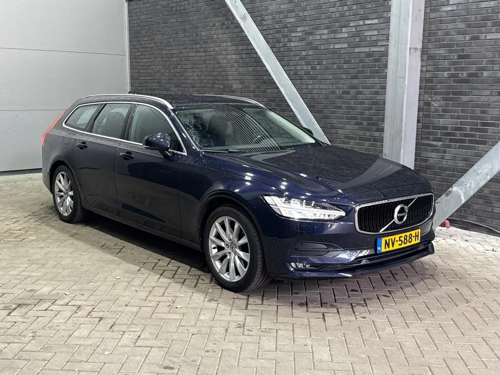 Volvo V90 (2017) — foto 1