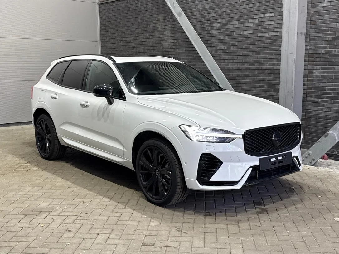 Volvo XC60 (2026) — foto 1