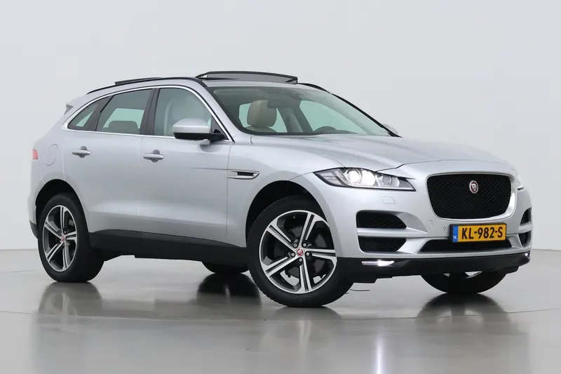 Jaguar F-Pace (2016)