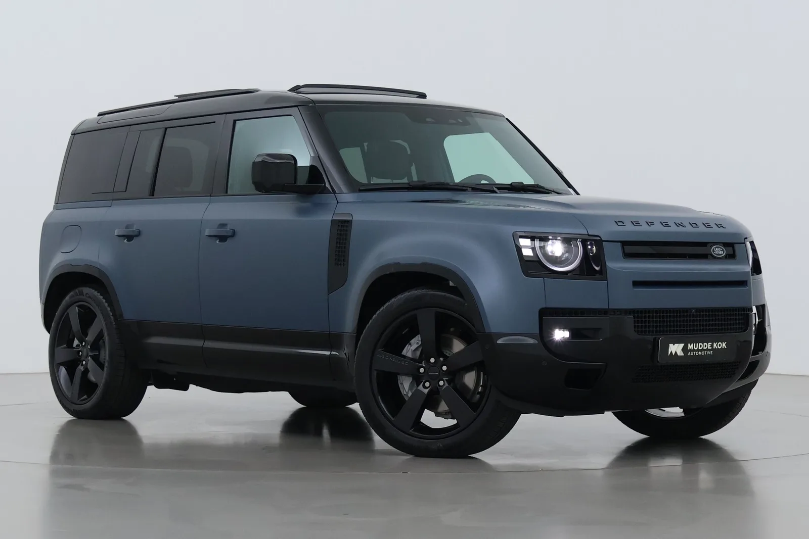 Land Rover Defender (2026) — foto 1