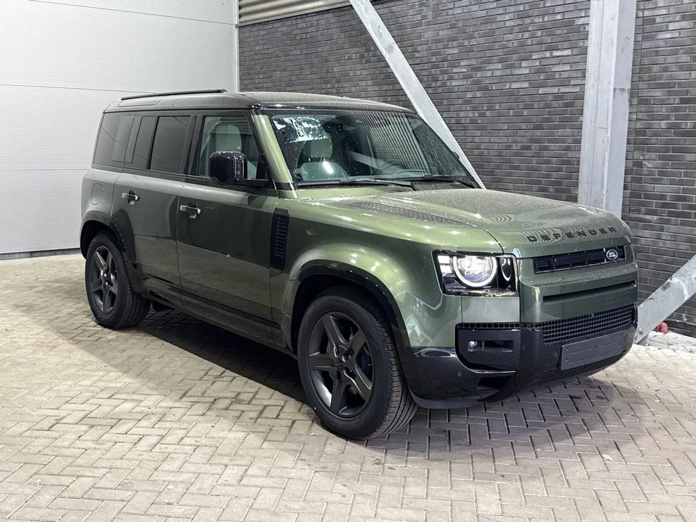 Land Rover Defender (2026) — foto 1