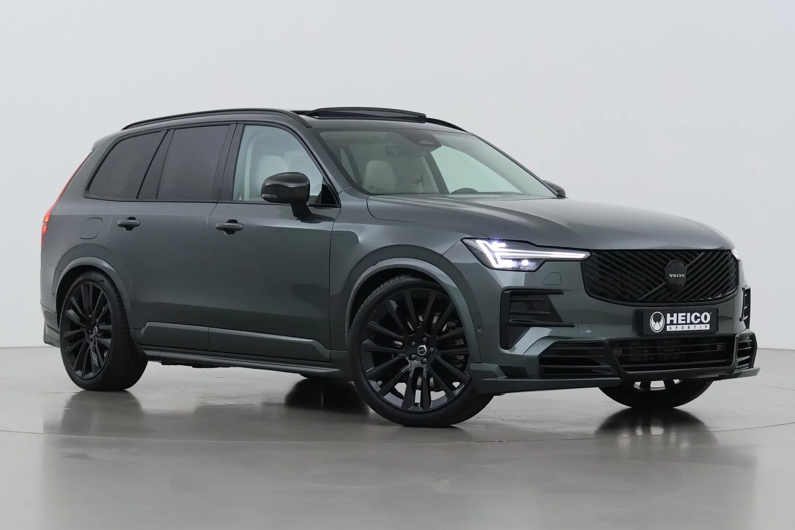 Volvo XC90 (2026) — foto 1