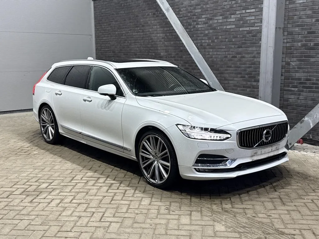 Volvo V90 (2019) — foto 1