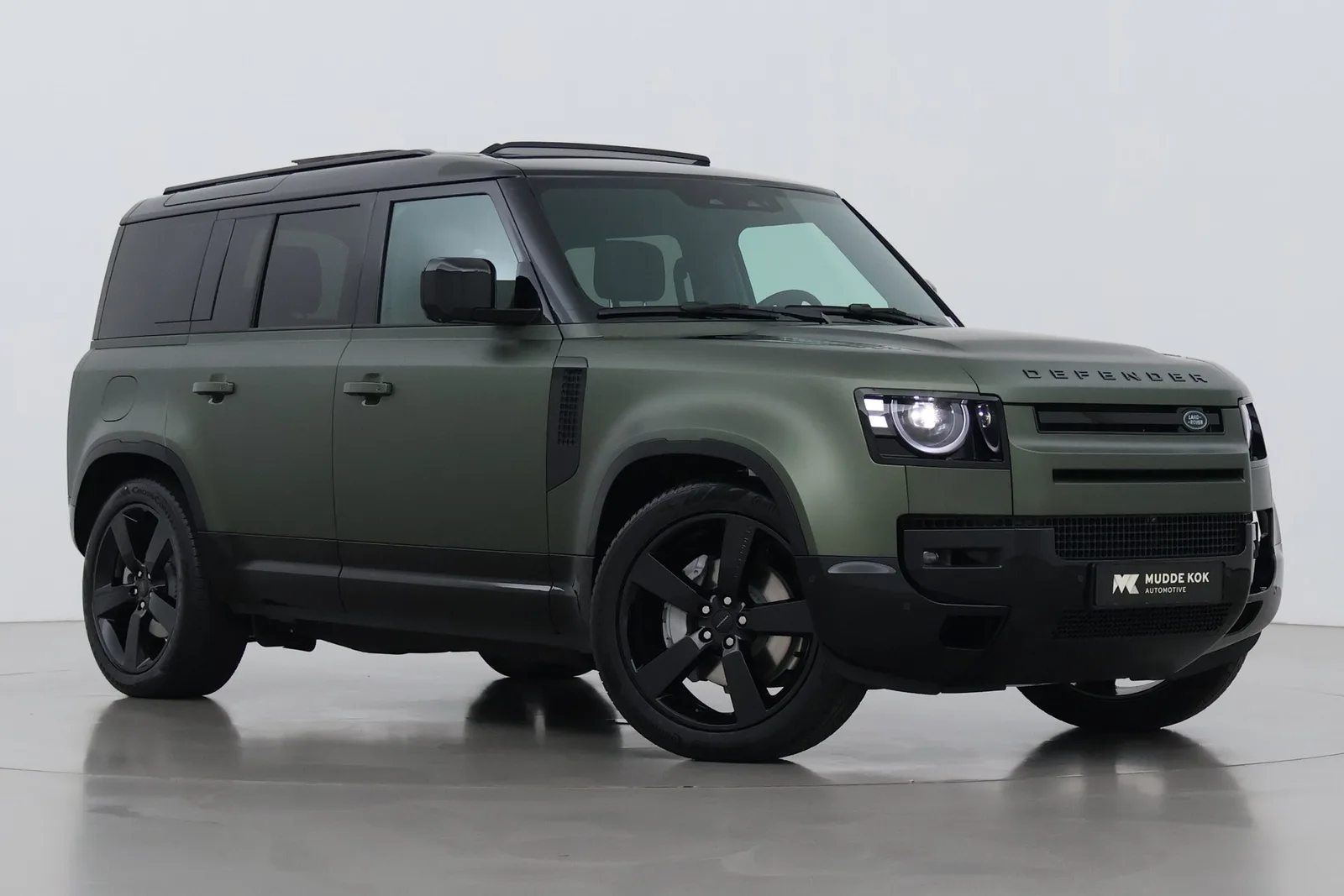 Land Rover Defender (2026) — foto 1