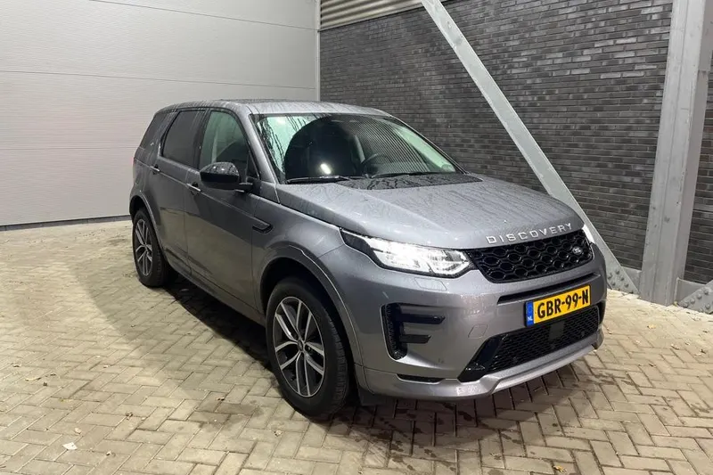 Land Rover Discovery Sport (2023)