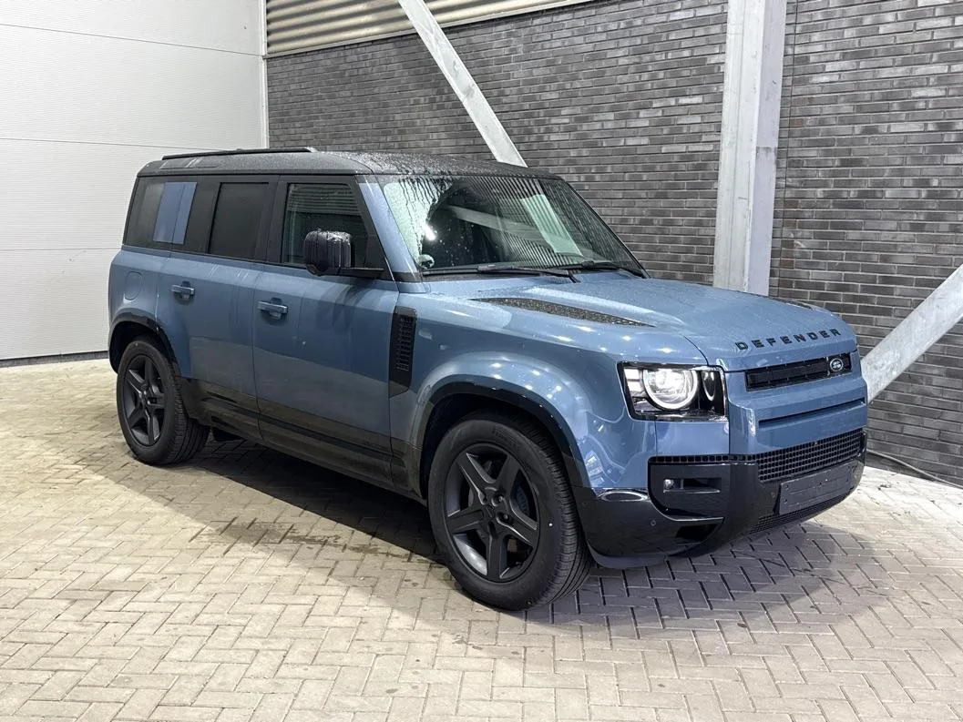 Land Rover Defender (2026) — foto 1