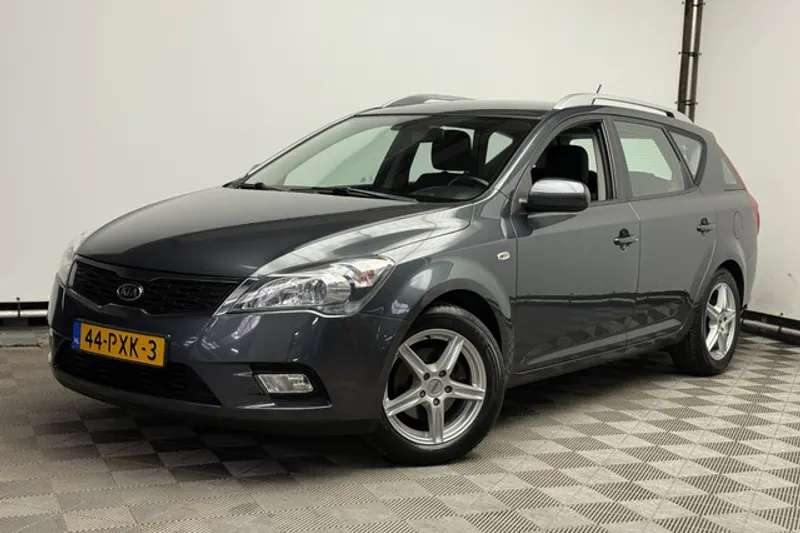 Kia Ceed (2011)