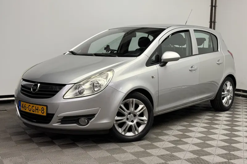 Opel Corsa (2008)