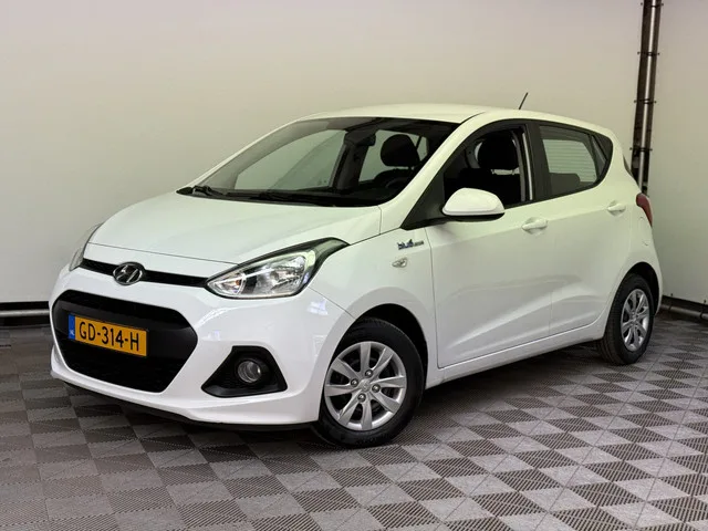 Hyundai i10 (2015) — foto 1