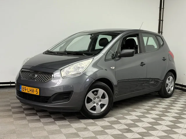 Kia Venga (2010) — foto 1
