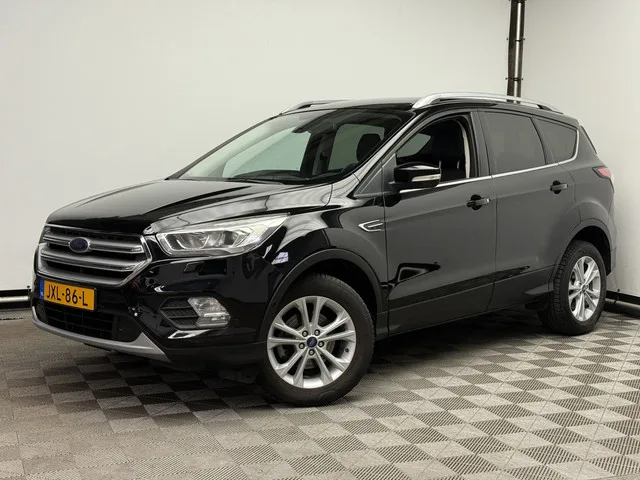 Ford Kuga (2018) — foto 1