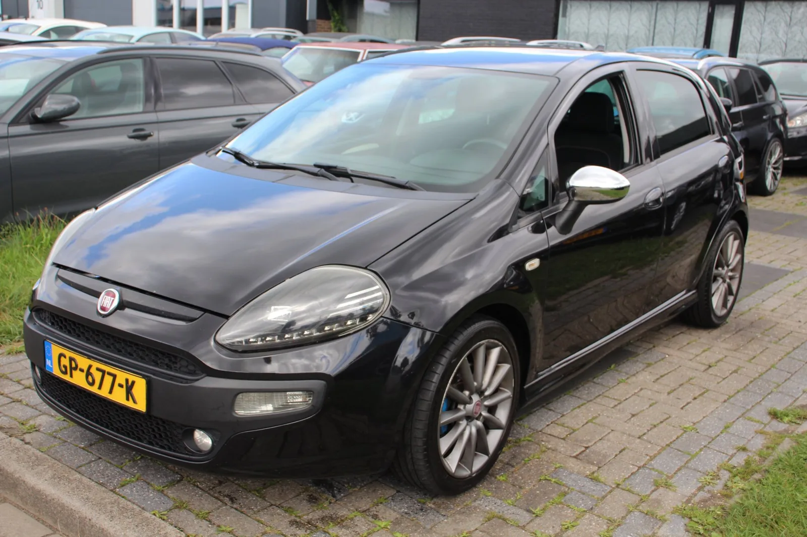 Fiat Punto (2011) — foto 1