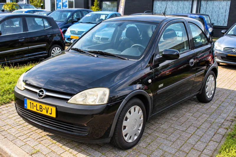 Opel Corsa (2002)
