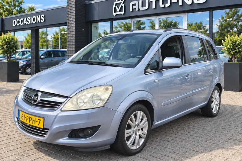 Opel Zafira (2011)