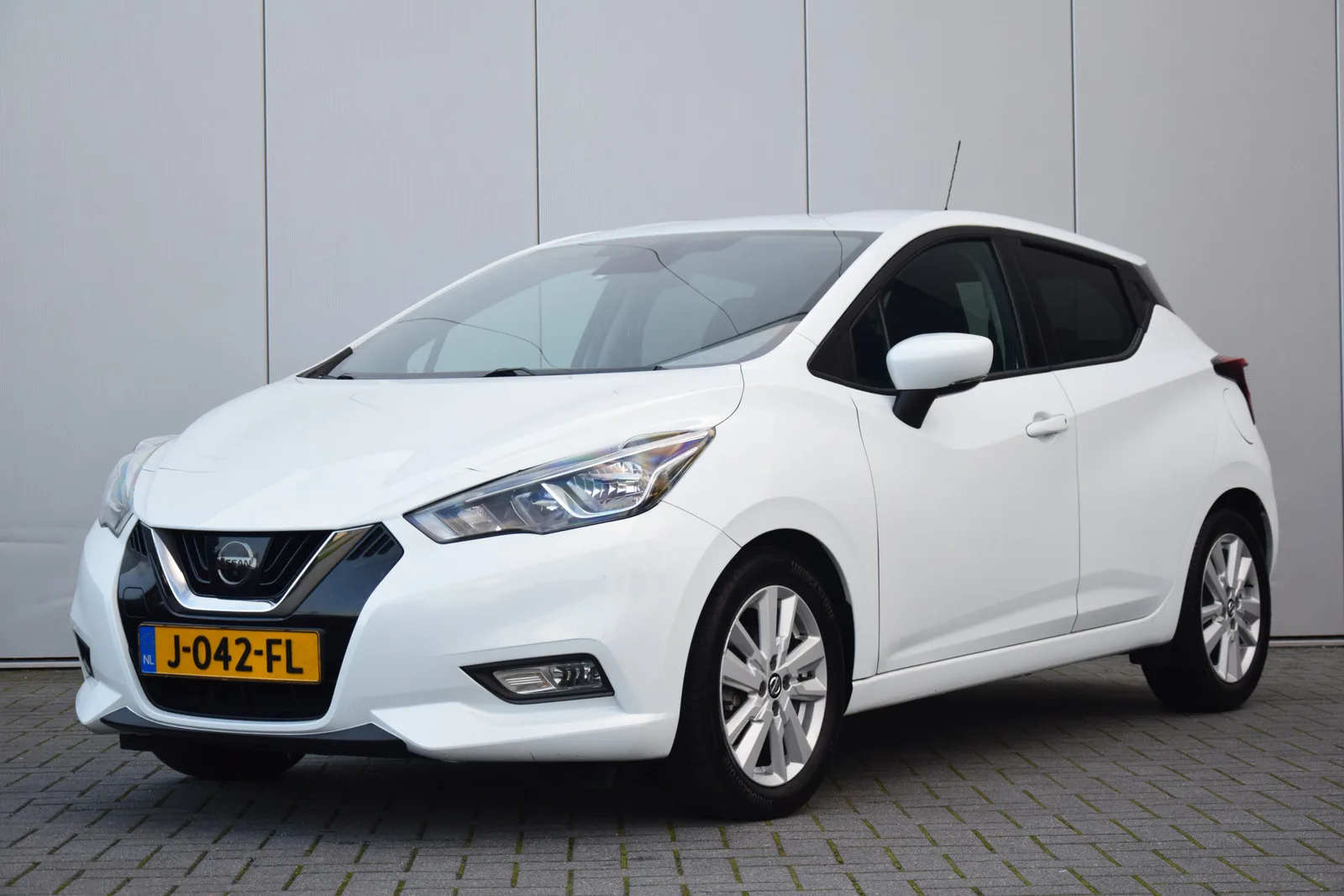 Nissan Micra (2020) — foto 1