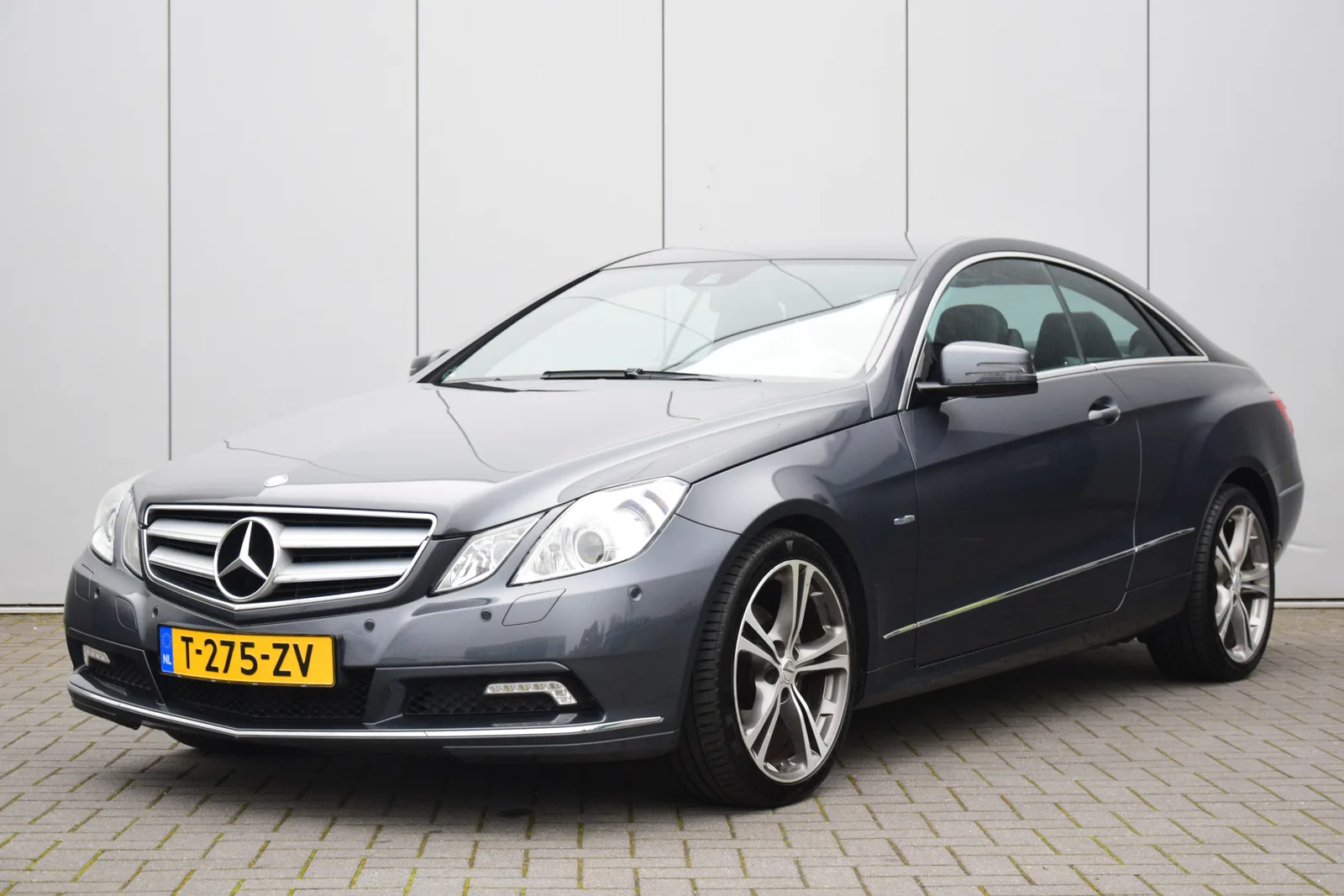 Mercedes-Benz E-Klasse (2011) — foto 1