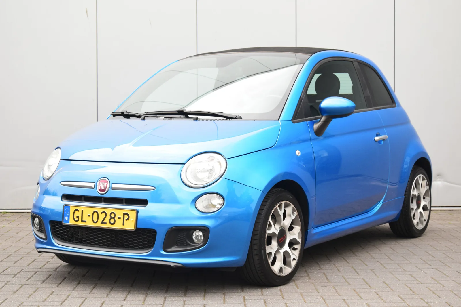Fiat 500C (2015) — foto 1