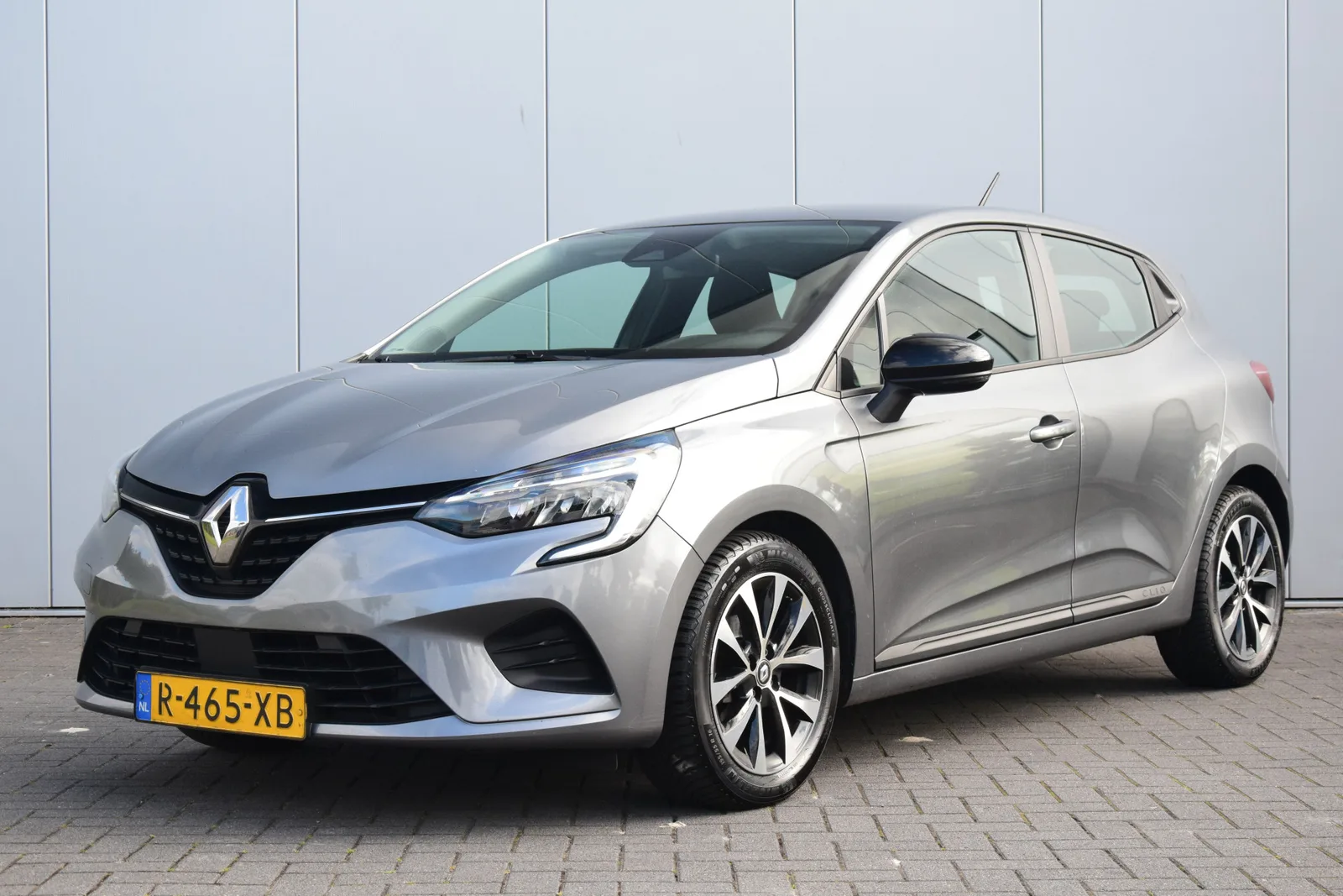 Renault Clio (2022) — foto 1