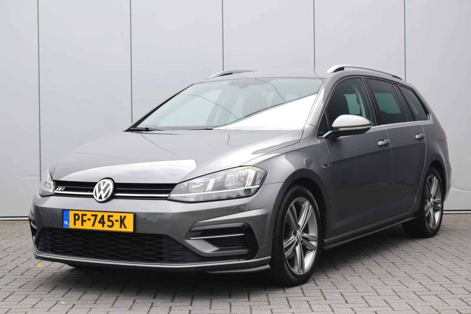 Volkswagen Golf (2017) — foto 1