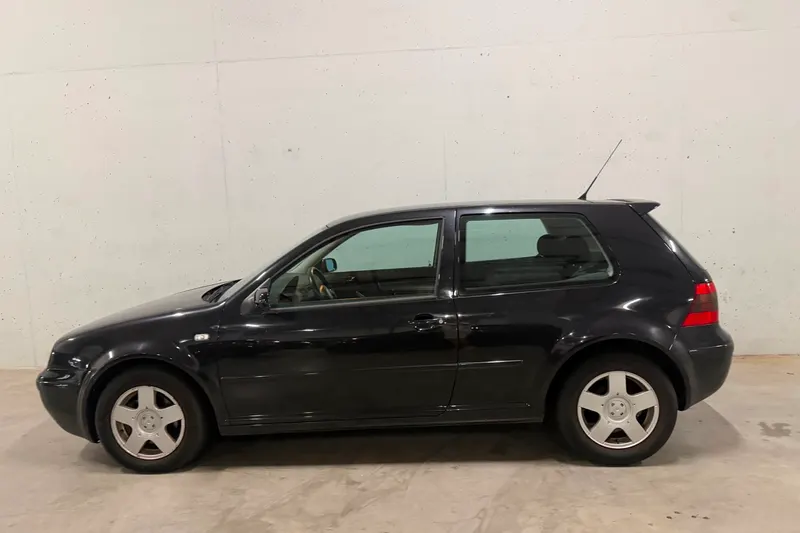 Volkswagen Golf (2000)