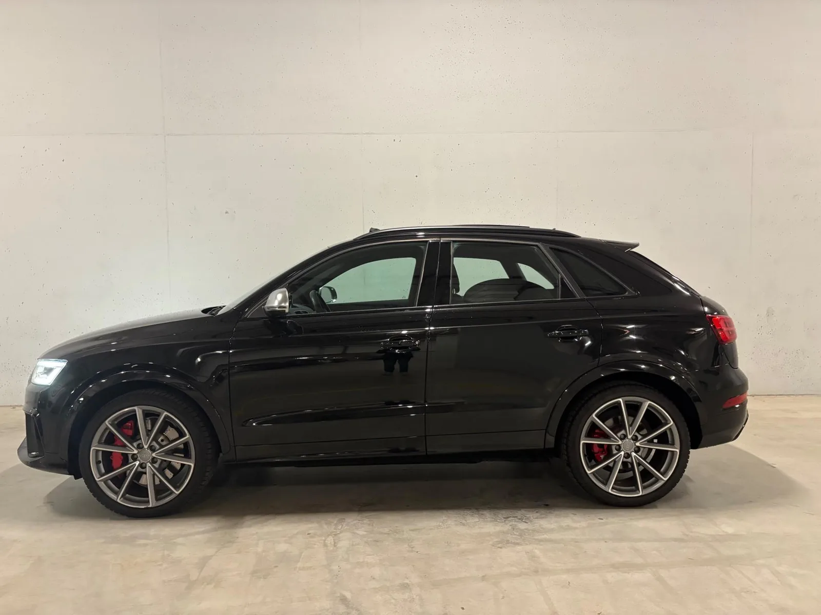 Audi RS Q3 (2015) — foto 1