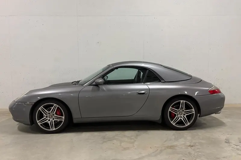 Porsche 911 (2001)