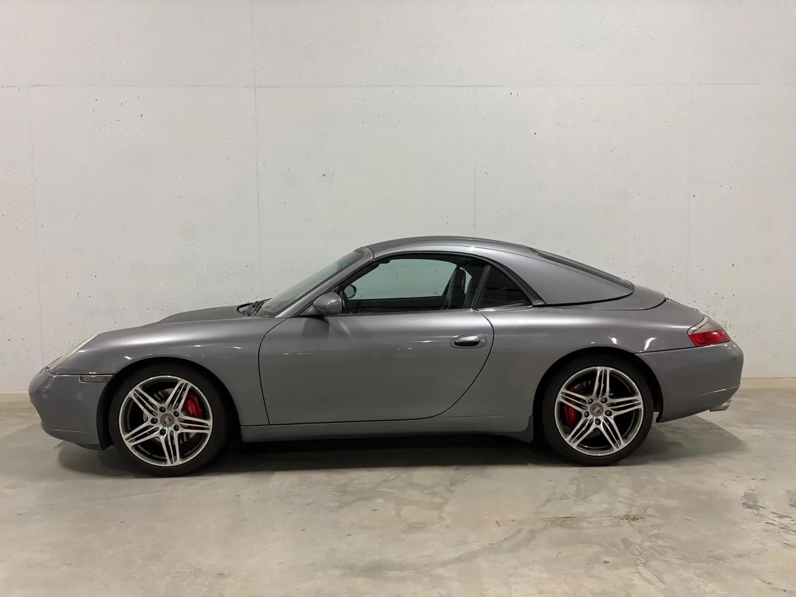 Porsche 911 (2001) — foto 1