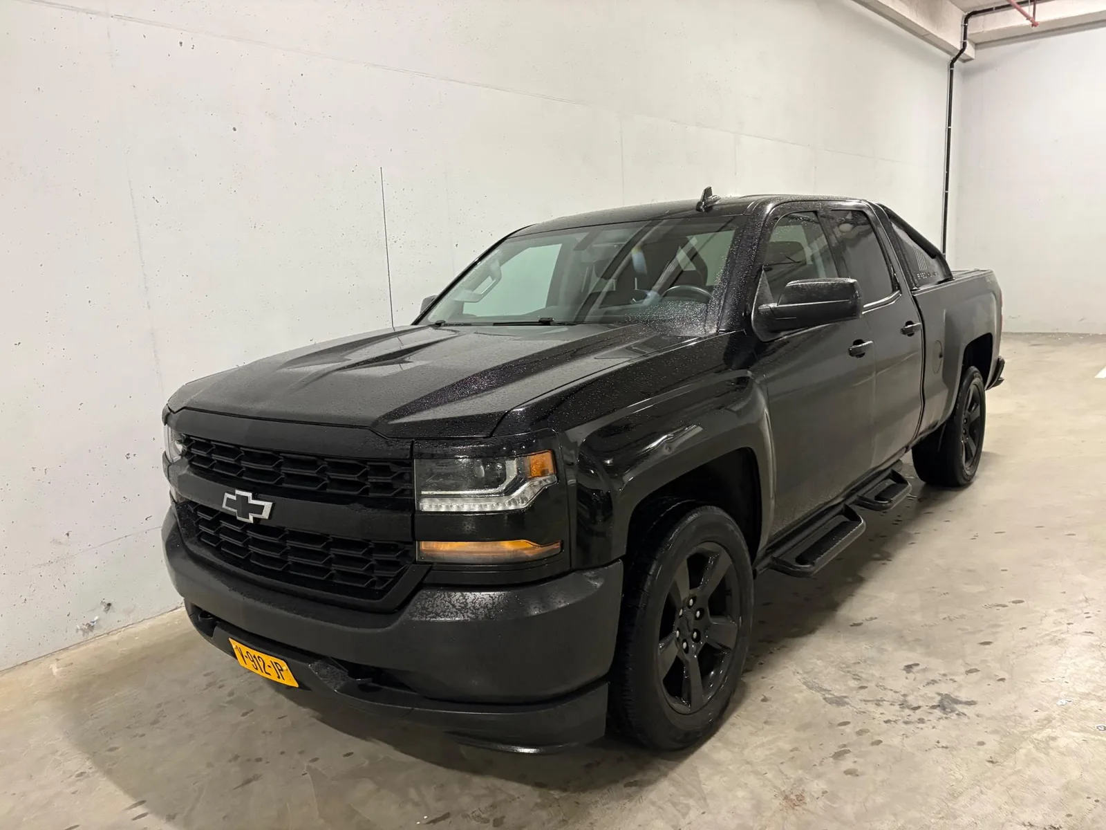 Chevrolet SILVERADO (2017) — foto 1