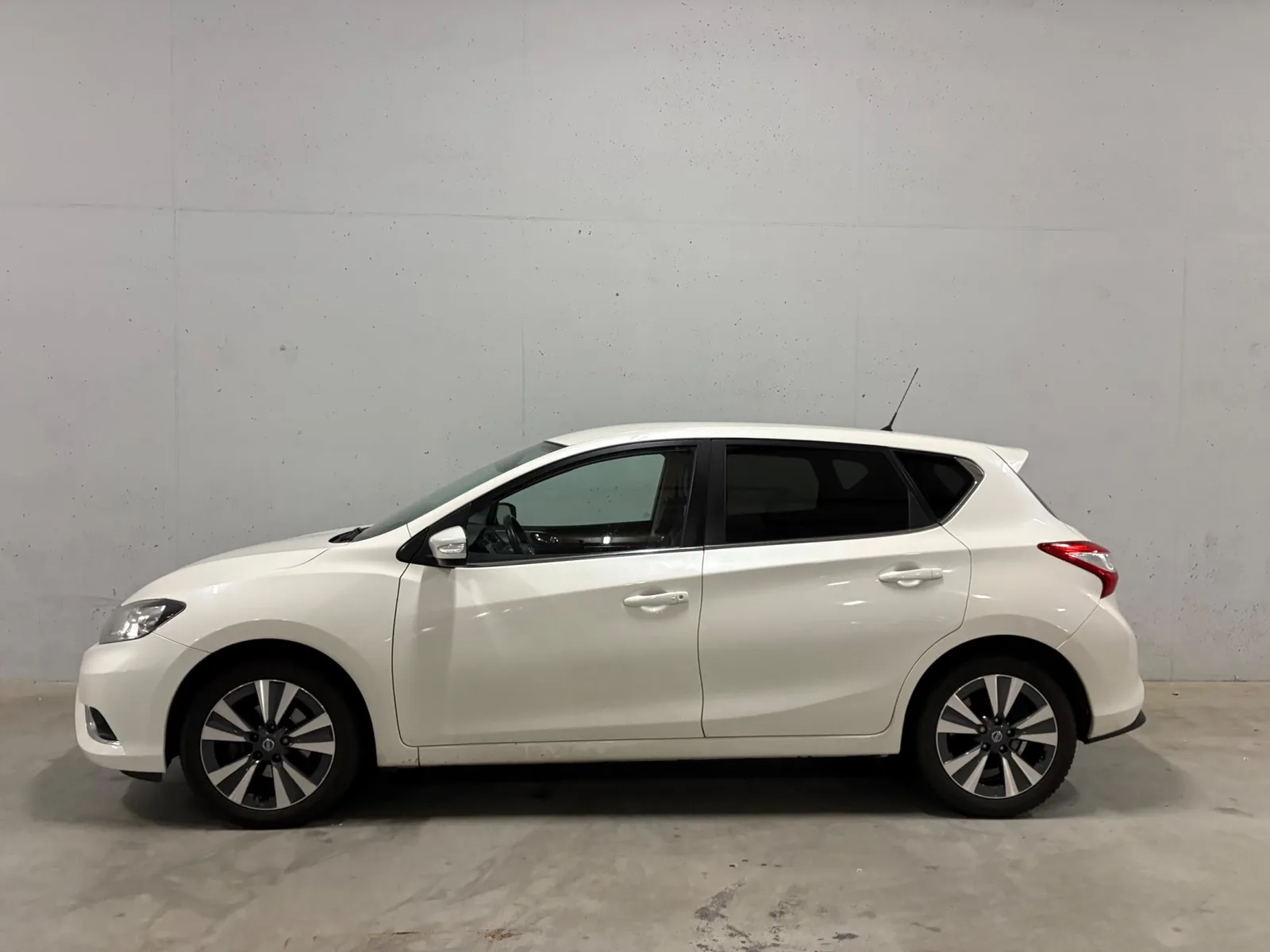 Nissan Pulsar (2018) — foto 1