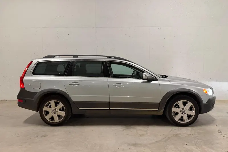 Volvo XC70 (2011)