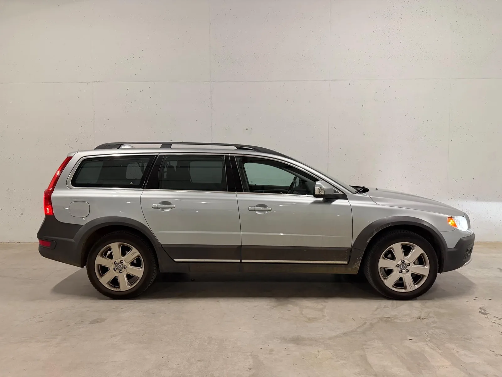 Volvo XC70 (2011) — foto 1