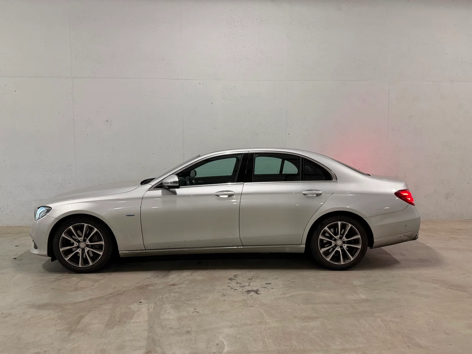 Mercedes-Benz E-Klasse (2016) — foto 1