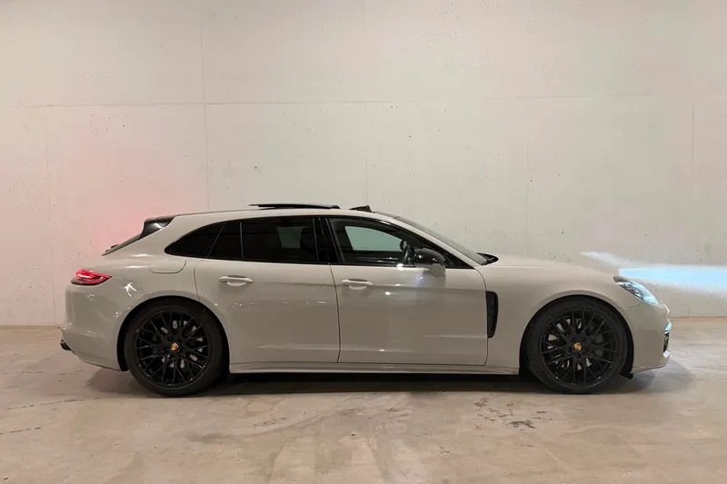 Porsche Panamera (2018)