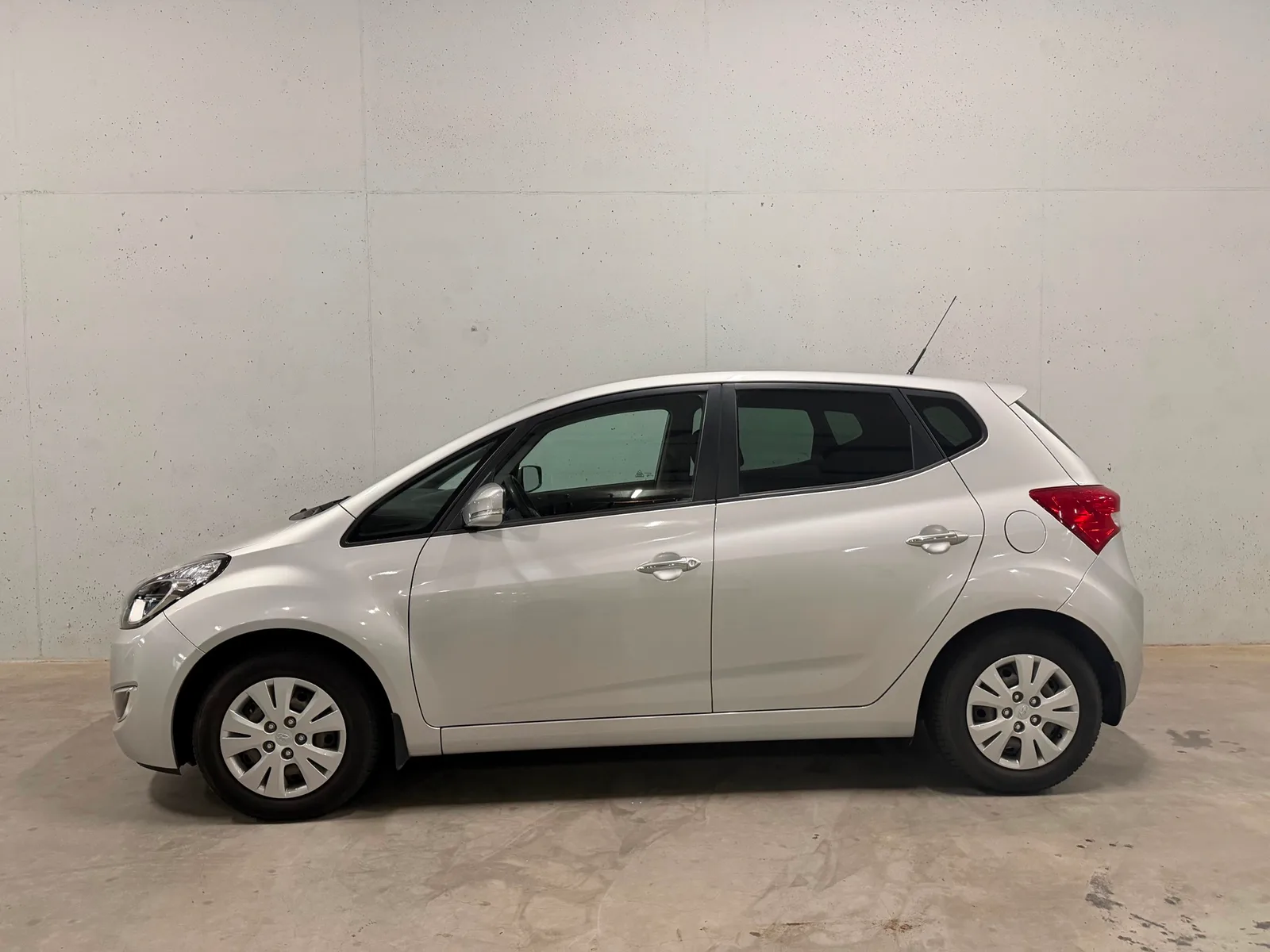 Hyundai ix20 (2013) — foto 1