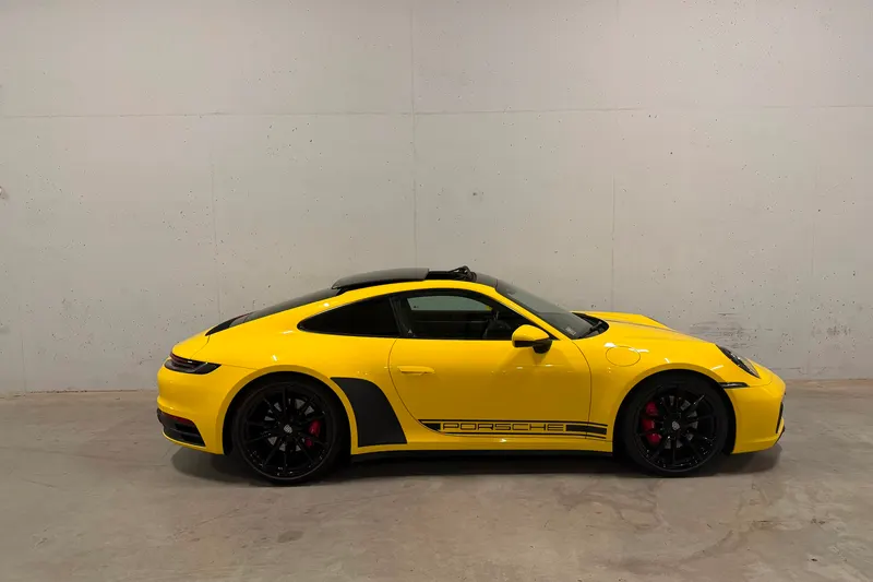 Porsche 911 (2019)
