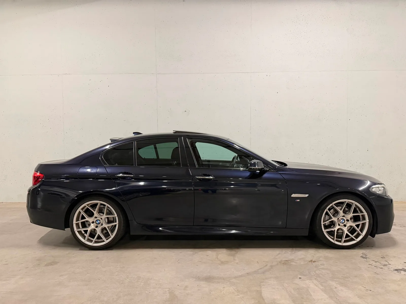 BMW 5-Serie (2014) — foto 1