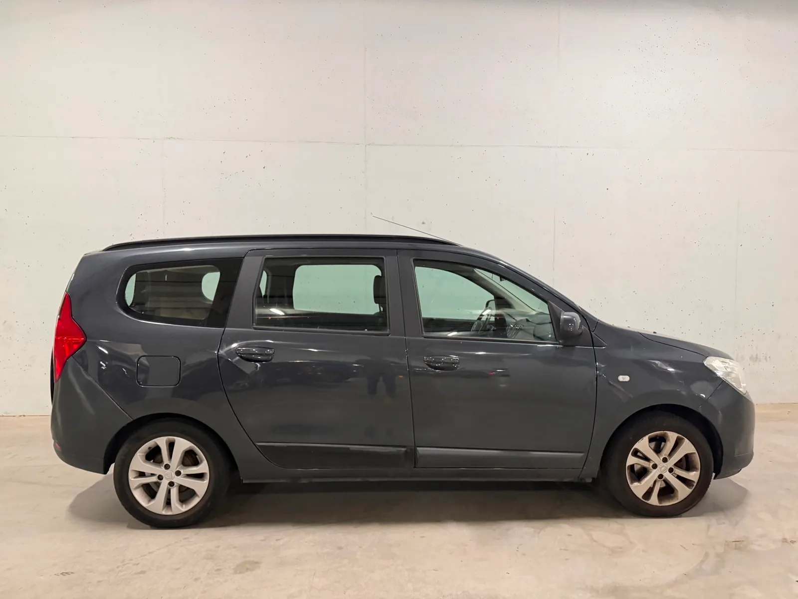 Dacia Lodgy (2014) — foto 1