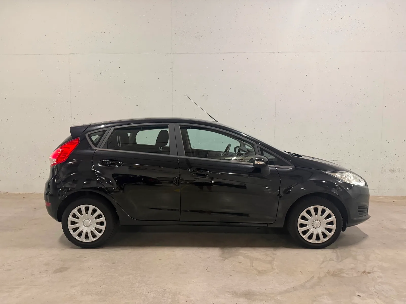 Ford Fiesta (2016) — foto 1