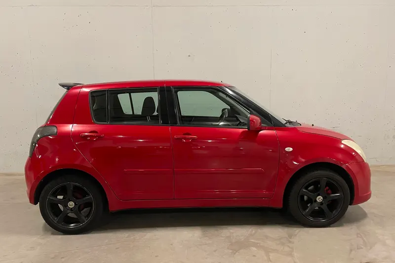 Suzuki Swift (2005)